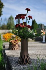 Váza na hrob ROSETA 1L se závažím z bronzu