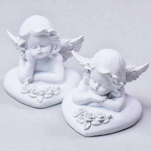 Angyal figura szívre 8 cm fehér mix