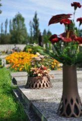 Hrobový květináč ROSETA 30 cm, samozavlažovací, bronzový