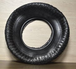 Náhradní pneumatika na trakař pro trakař